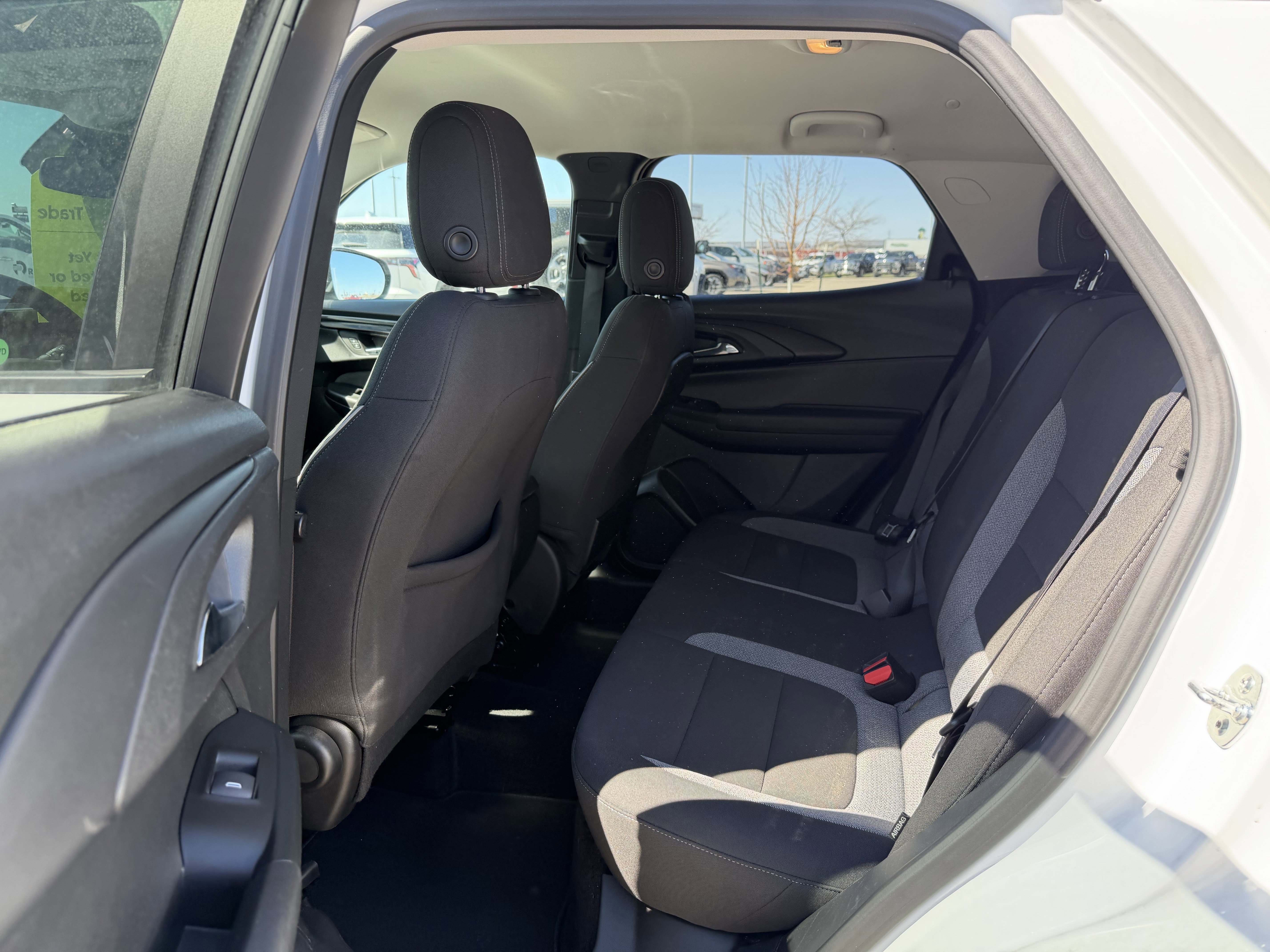 Used 2025 Chevrolet TrailBlazer LT AWD/4WD image 8