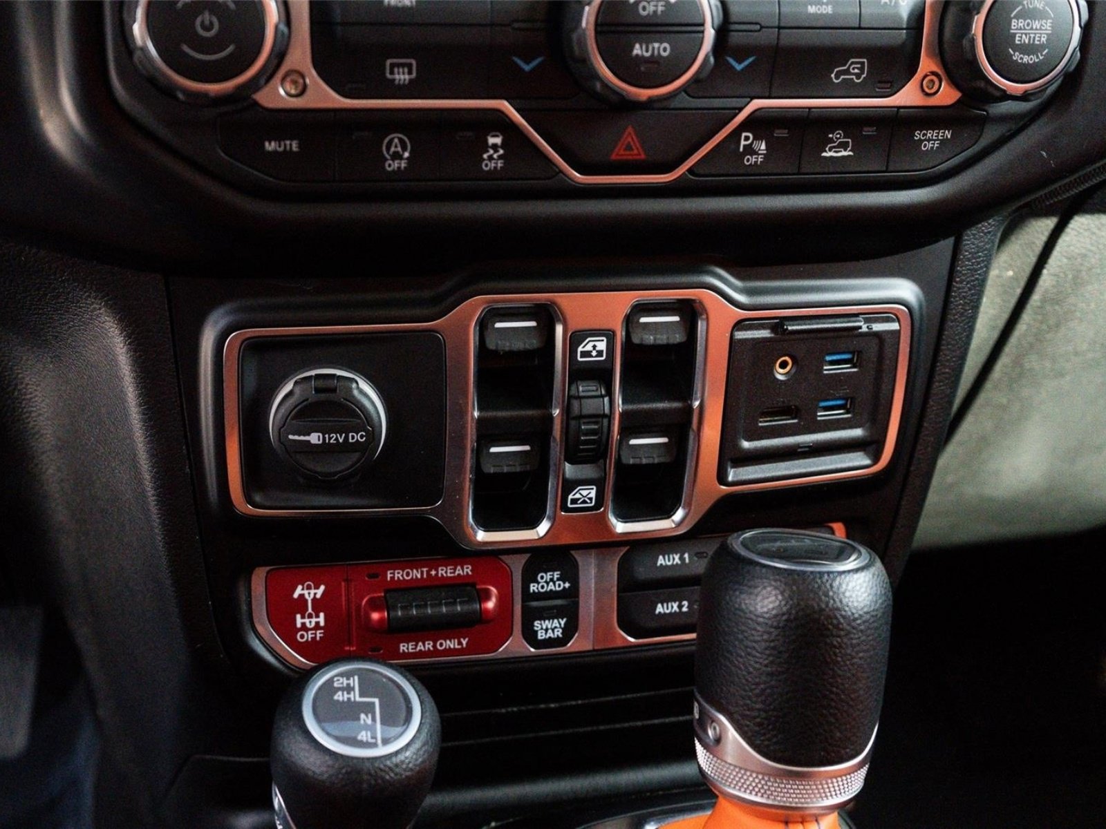 Used 2021 Jeep Gladiator Rubicon w/ Safety Group AWD/4WD image 41
