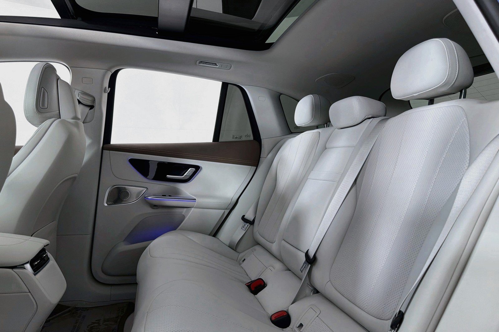 Certified 2023 Mercedes-Benz EQE 350+ SUV image 8