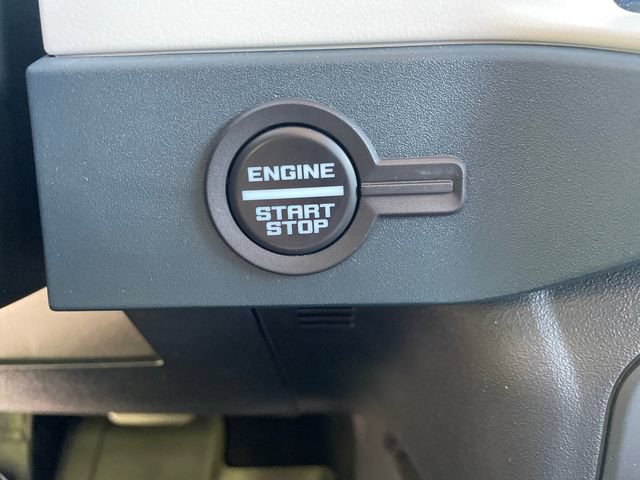Used 2025 Ford Bronco Heritage Edition AWD/4WD image 38