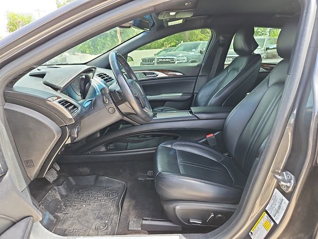 Used 2019 Lincoln MKZ Reserve FWD image 15