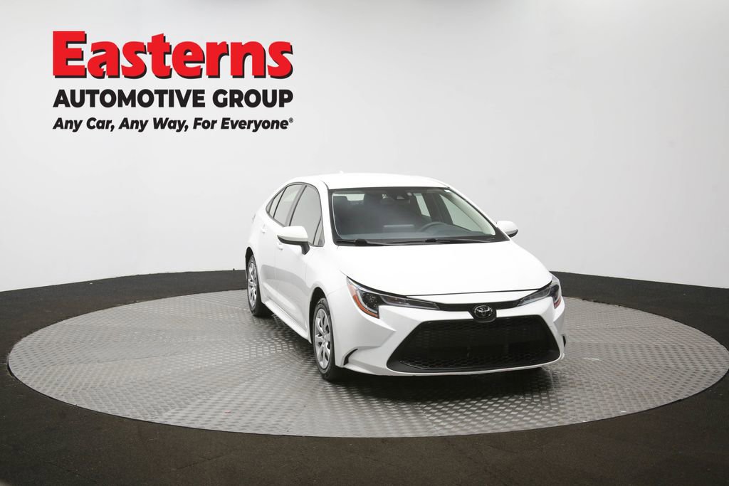 Used 2022 Toyota Corolla LE image 50