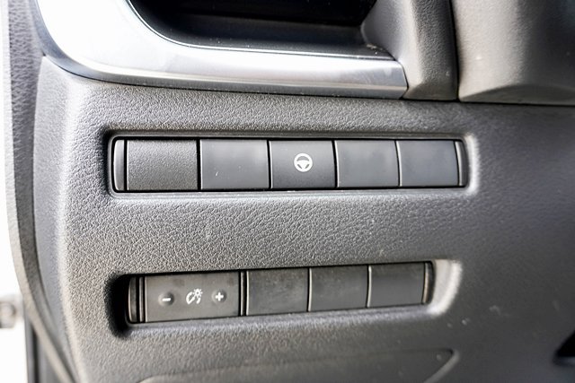 Used 2021 Nissan Rogue SV FWD image 33