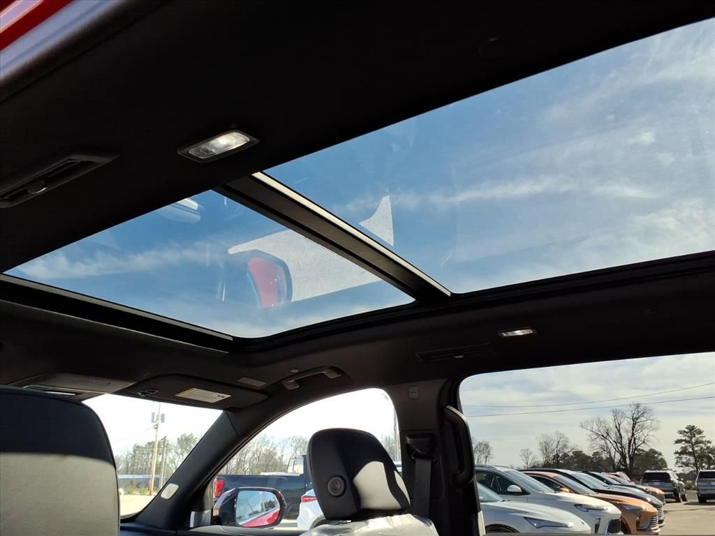 New 2026 Buick Enclave Avenir w/ Super Cruise Package image 15