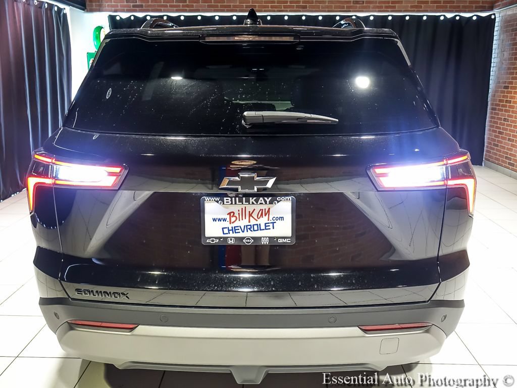 New 2027 Chevrolet Equinox LT w/ Midnight Edition FWD image 7