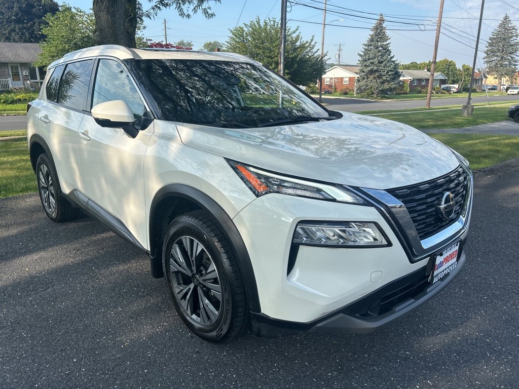 Used 2021 Nissan Rogue SV w/ Premium Package