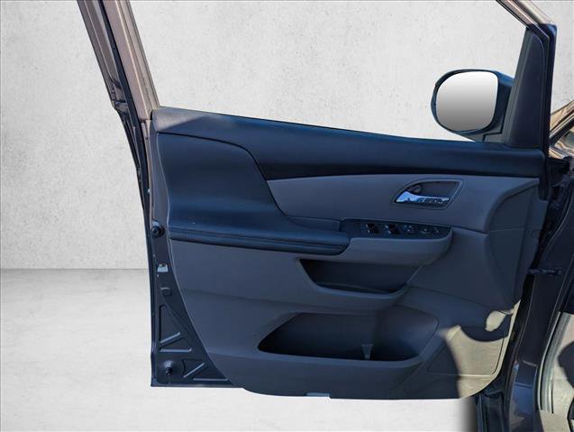 Used 2016 Honda Odyssey EX-L image 22
