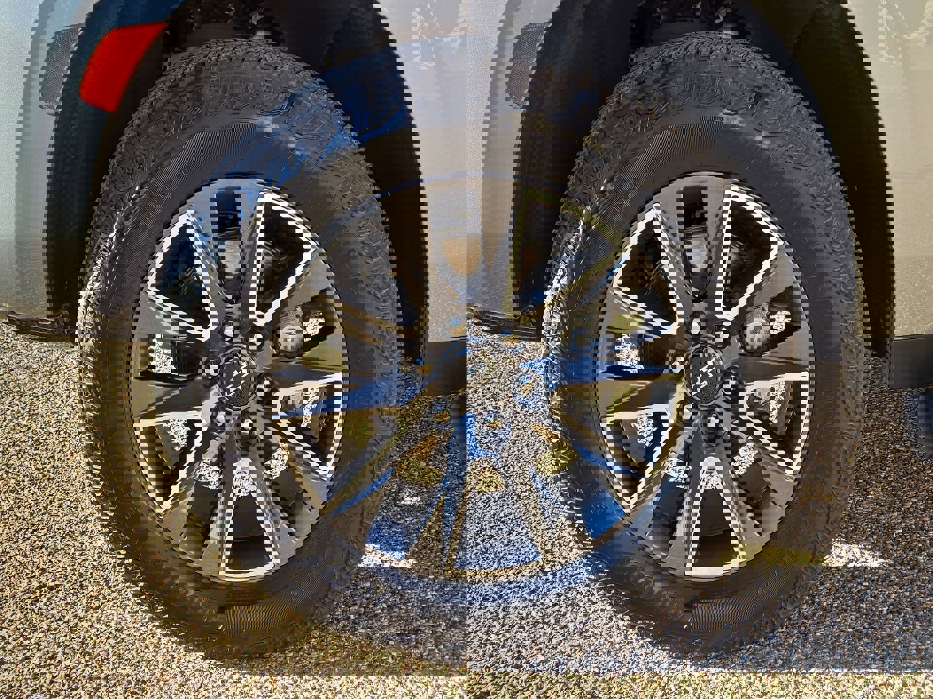 Used 2024 Chevrolet Tahoe Z71 image 11