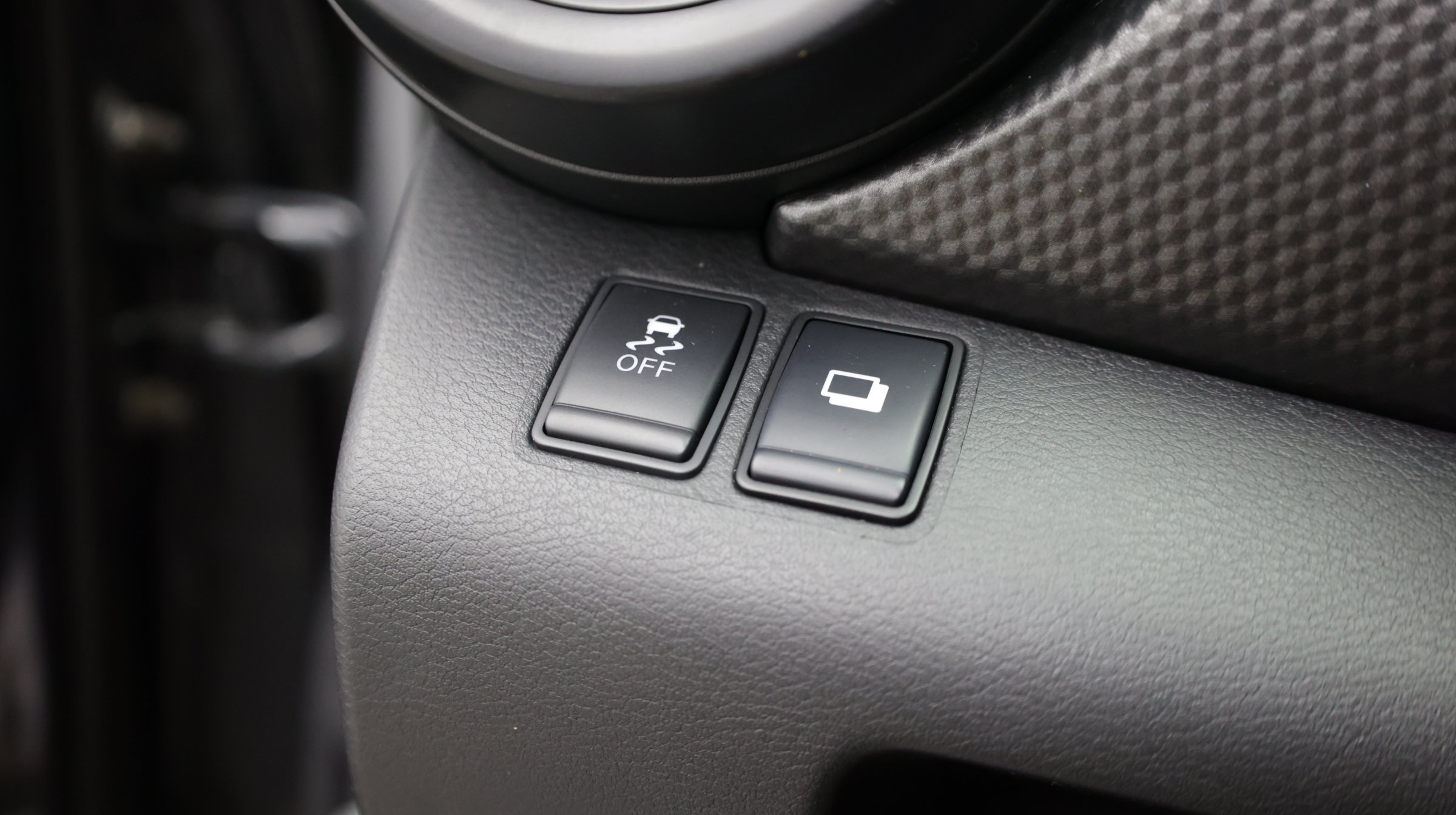Used 2019 Nissan Kicks S FWD image 14