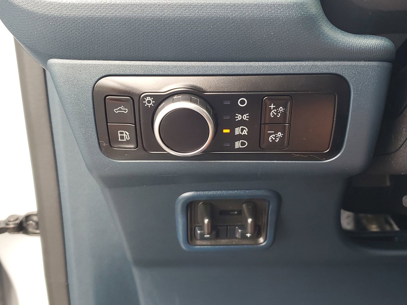 Certified 2025 Ford Maverick XLT w/ Equipment Group 301A image 26