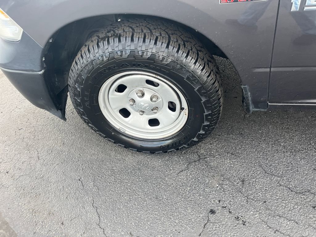 Used 2014 RAM 1500 Tradesman image 32