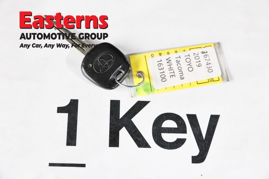 Used 2019 Toyota Tacoma SR image 23