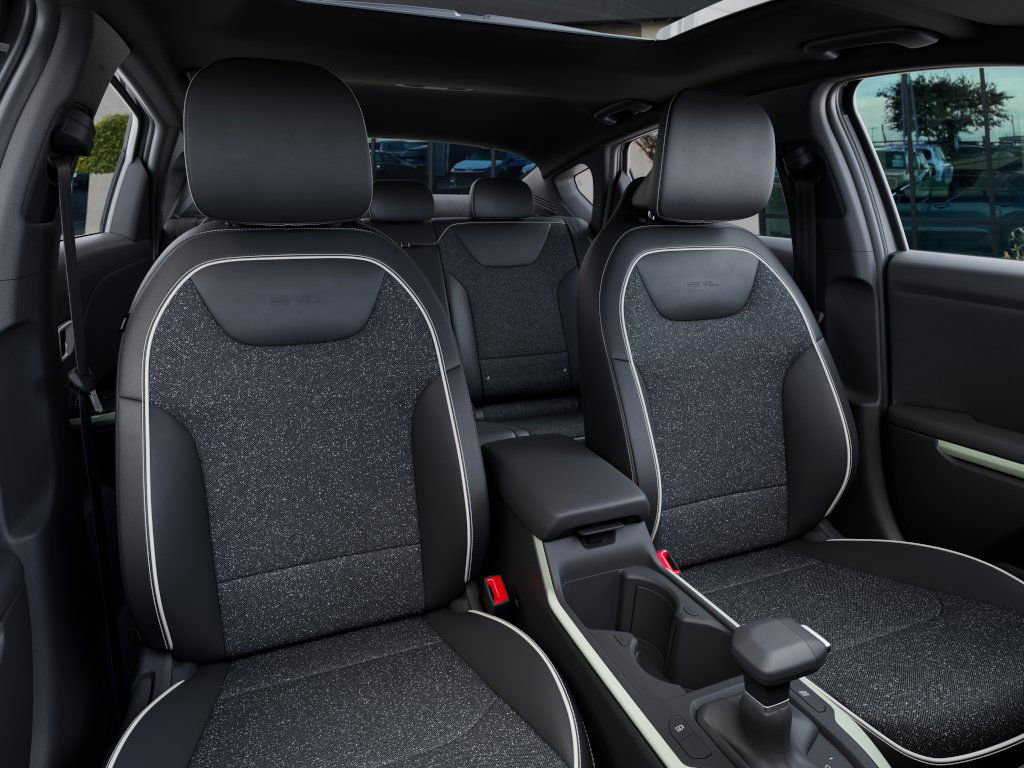 New 2025 Kia K4 GT-Line image 15