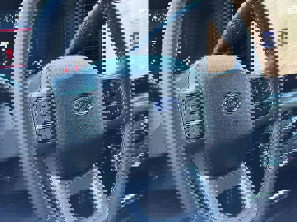 New 2026 Ford F250 Lariat w/ Black Appearance Package image 14