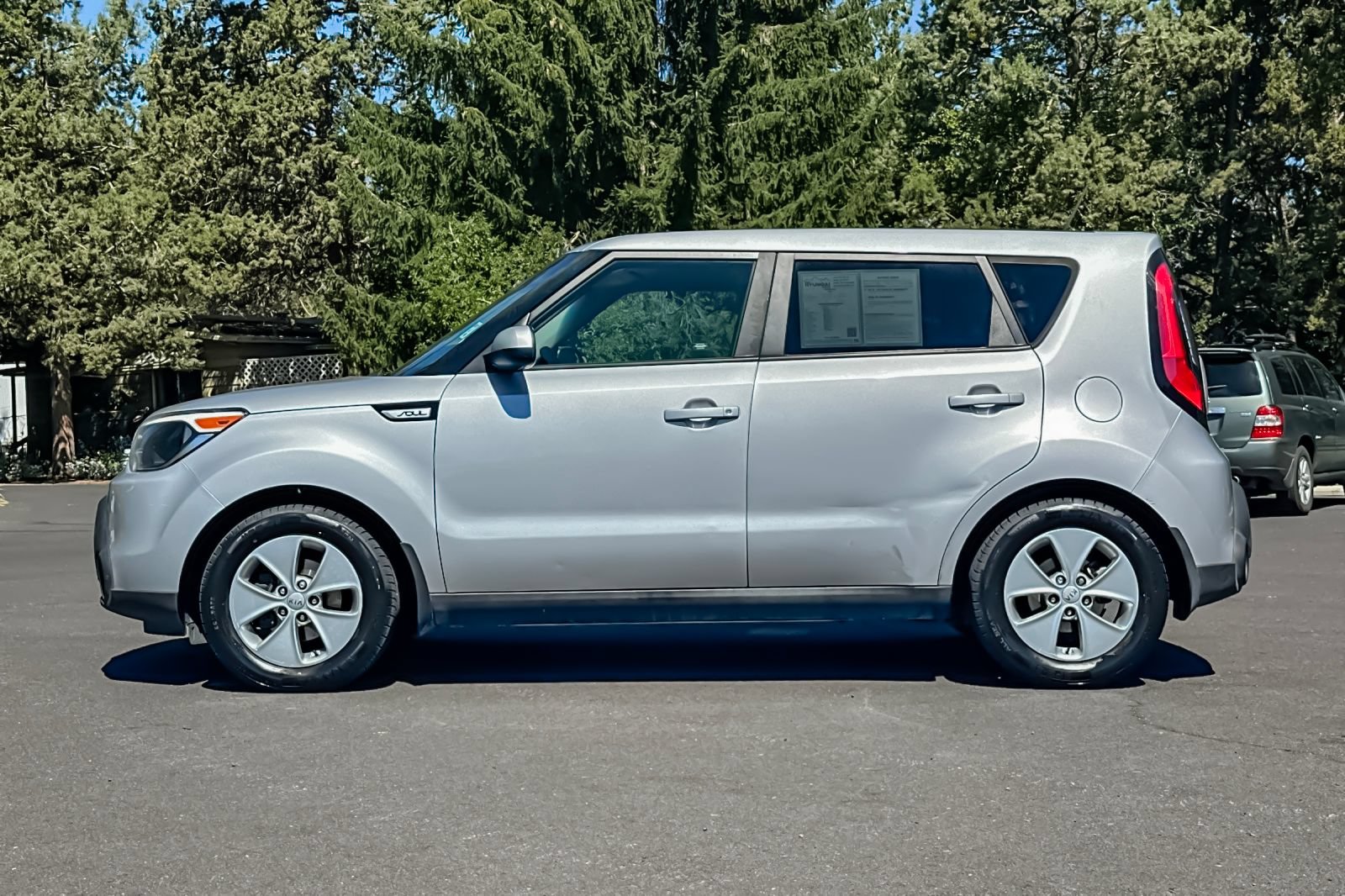 Used 2016 Kia Soul FWD image 8