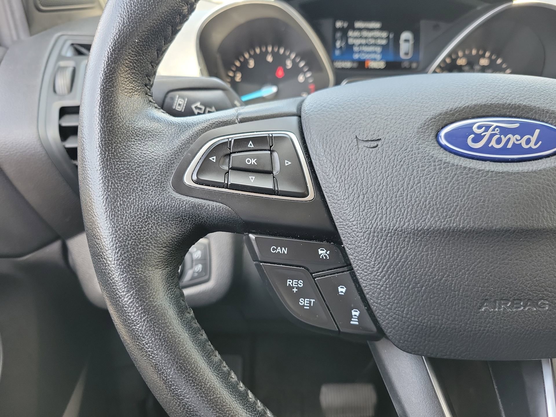 Used 2019 Ford Escape SEL AWD/4WD image 29