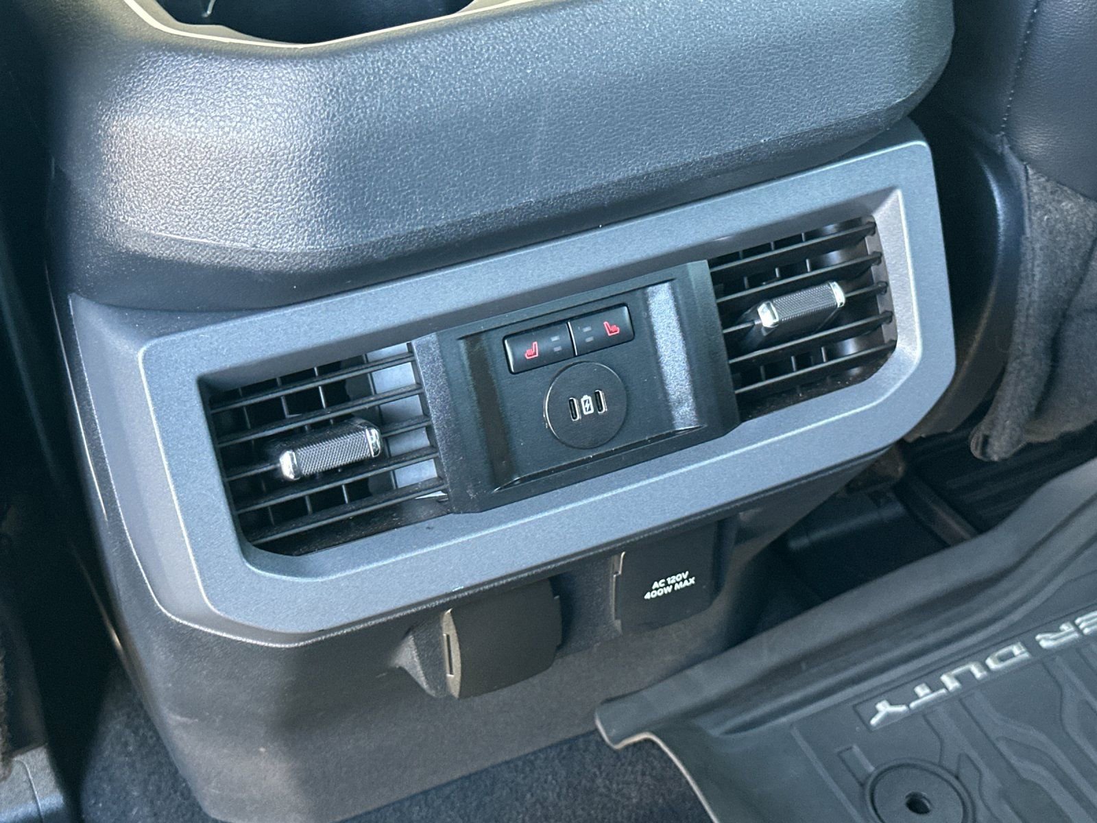 Used 2024 Ford F250 Lariat w/ Sport Appearance Package AWD/4WD image 15