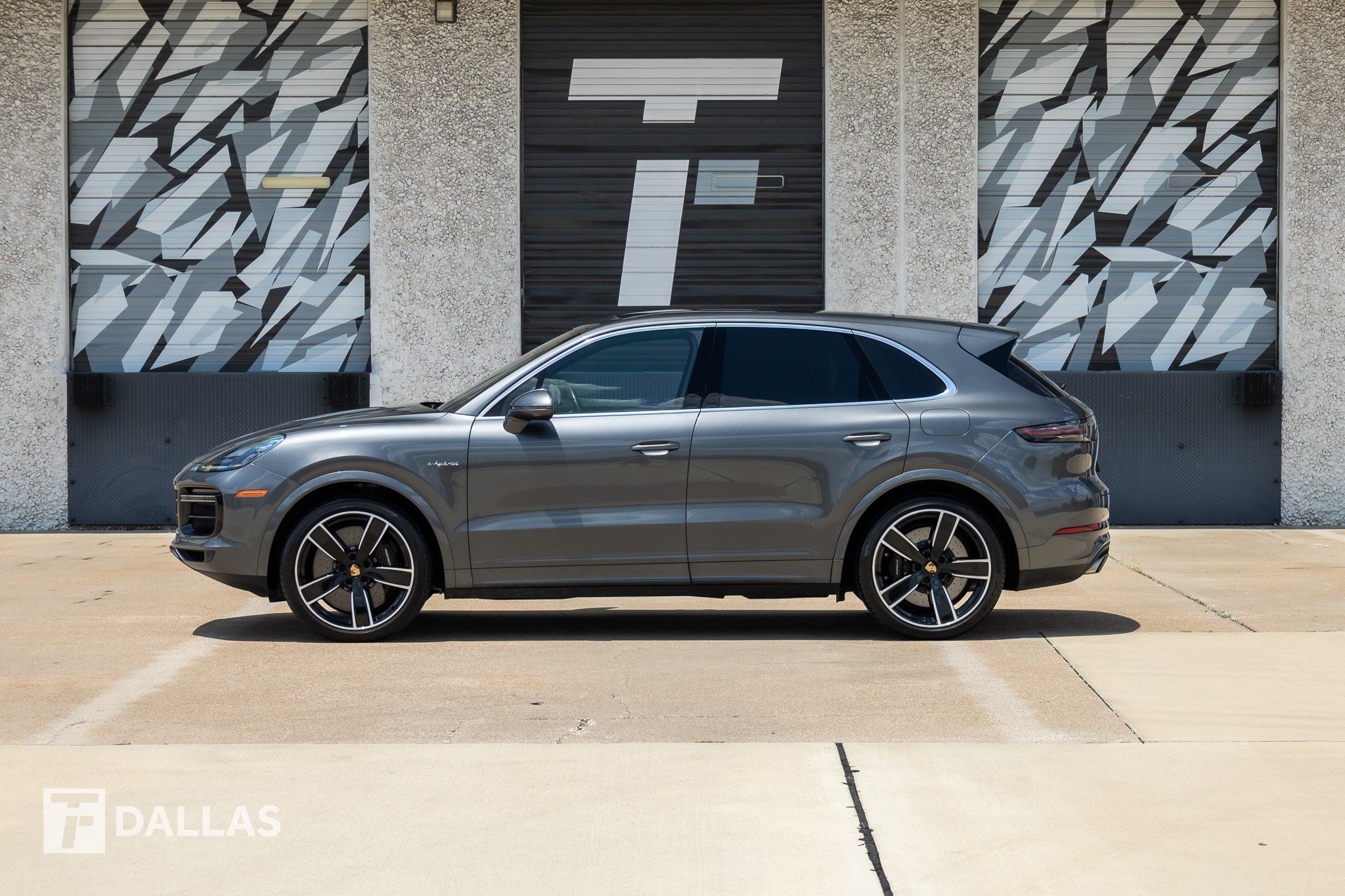 Used 2023 Porsche Cayenne Turbo S AWD/4WD image 7