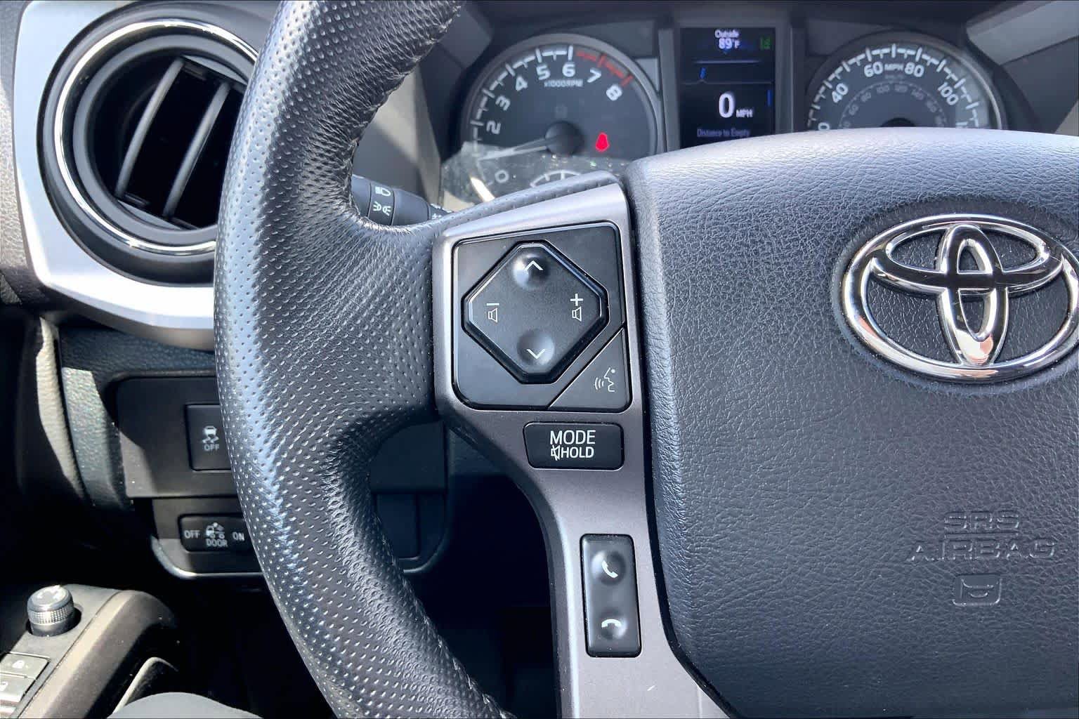Used 2023 Toyota Tacoma TRD Off-Road AWD/4WD image 23