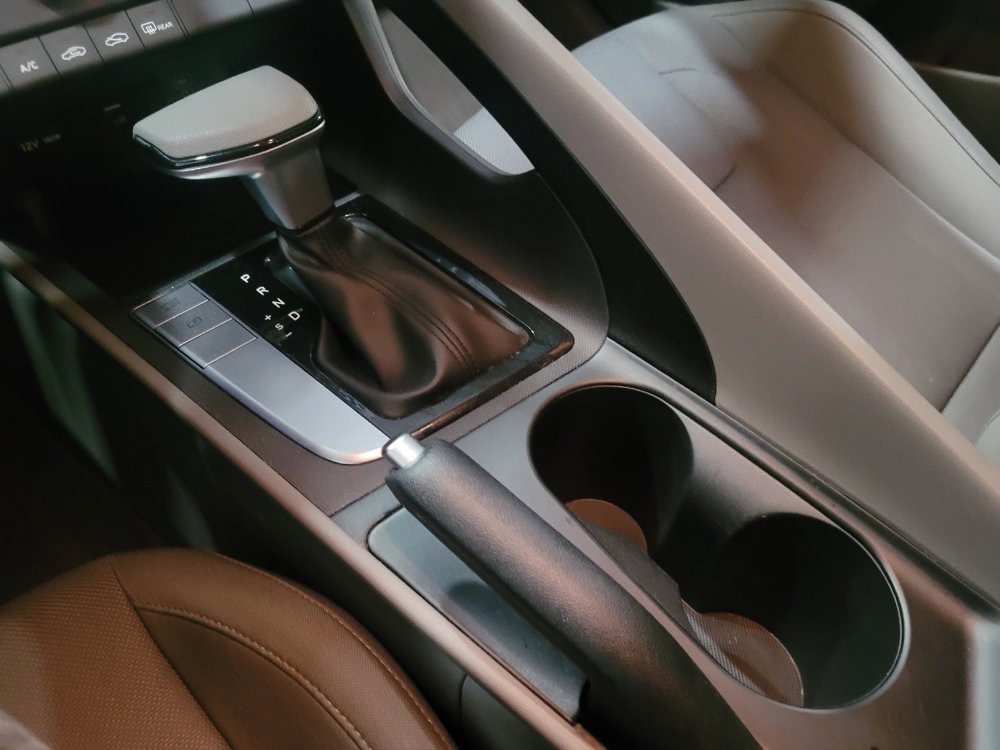 Used 2024 Hyundai Elantra SE image 26