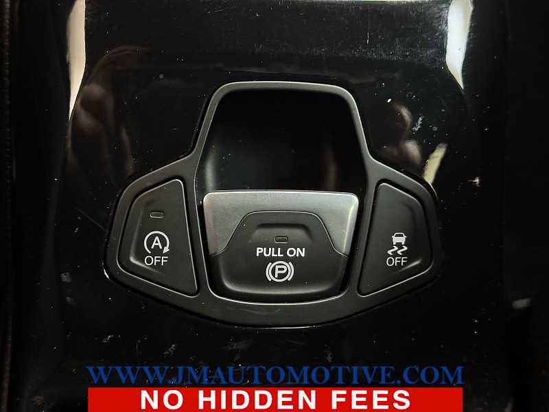 Used 2022 Jeep Renegade Altitude image 34