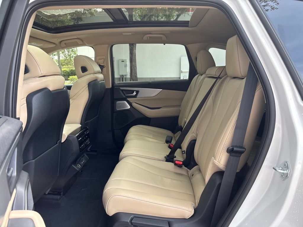 New 2026 Acura MDX w/ Technology Package FWD image 18