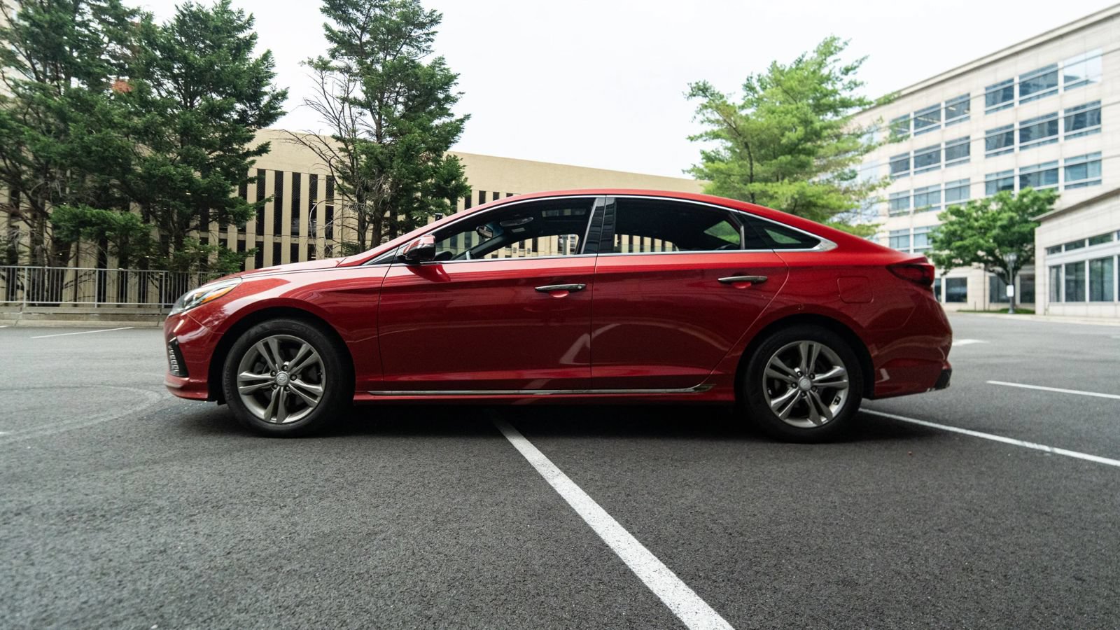 Used 2019 Hyundai Sonata Sport w/ Tech Package 03 FWD image 6