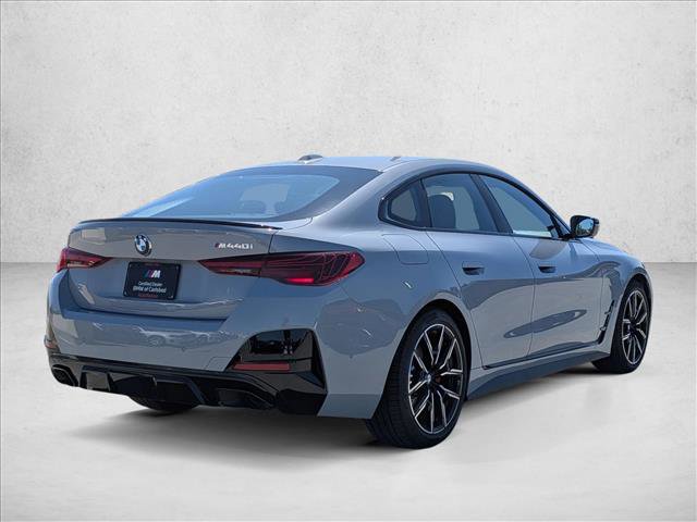 New 2026 BMW M440i image 2