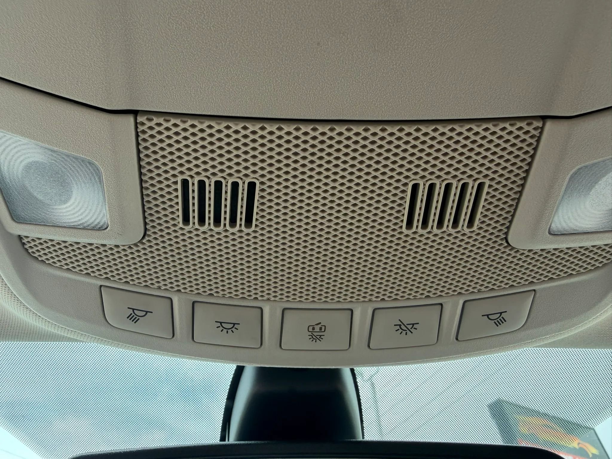 Used 2019 Ford Fusion SE image 38