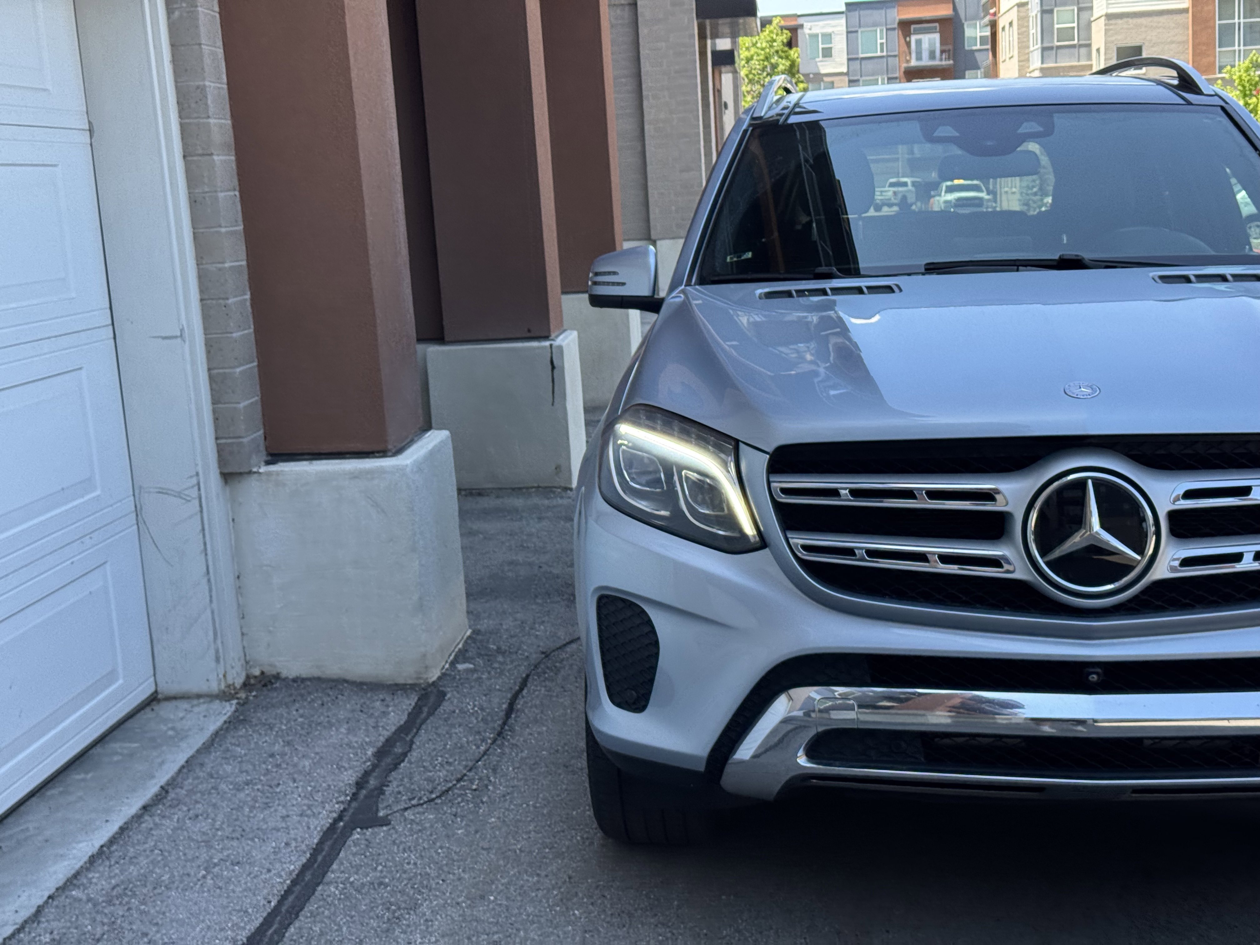 Used 2017 Mercedes-Benz GLS 450 4MATIC image 10