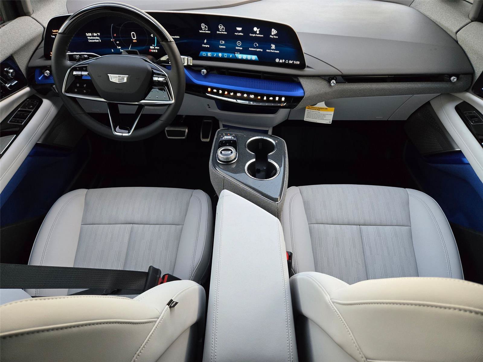 New 2026 Cadillac Optiq Luxury 2 w/ LPO, Floor Liner Package AWD/4WD image 13