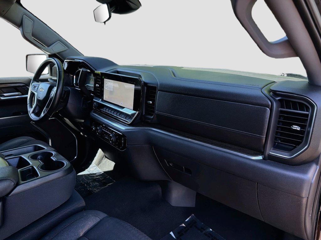Used 2024 Chevrolet Silverado 1500 LT w/ LPO, Dark Essentials Package RWD image 33
