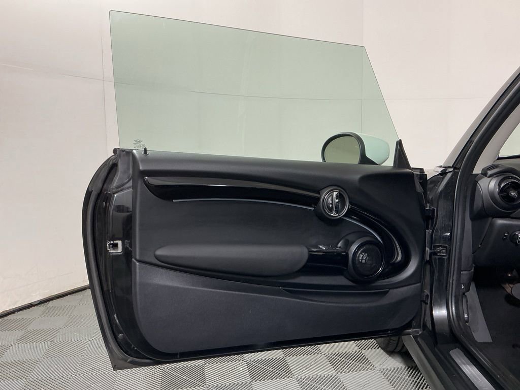 Certified 2024 MINI Cooper SE image 20