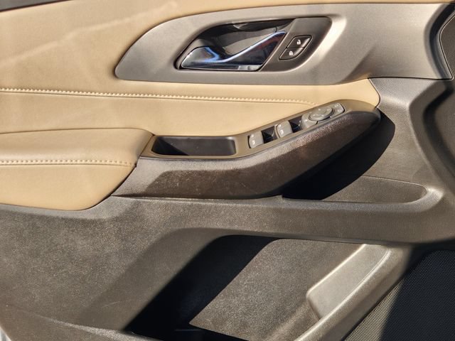 Used 2023 Chevrolet Traverse LS w/ Safety Package FWD image 22