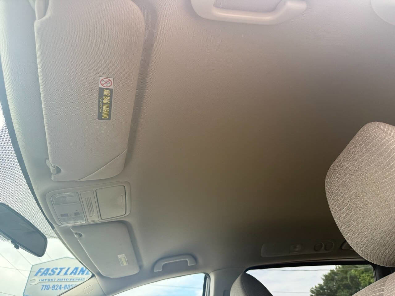 Used 2011 Honda Odyssey LX image 22