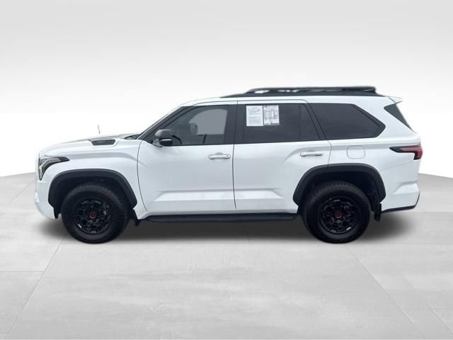 Used 2025 Toyota Sequoia TRD Pro AWD/4WD image 2