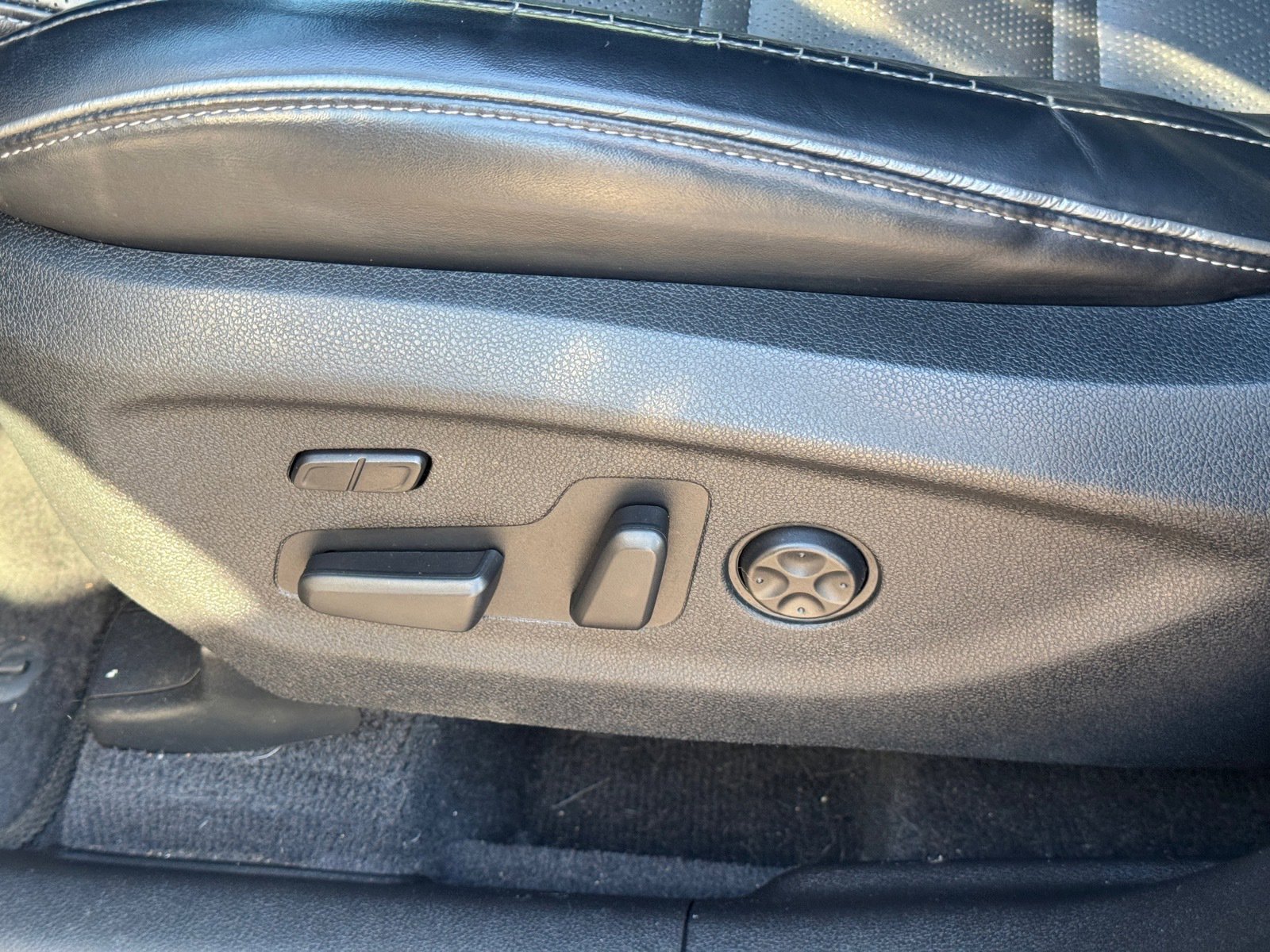 Used 2016 Kia Sorento SX w/ SXL Technology Package image 18