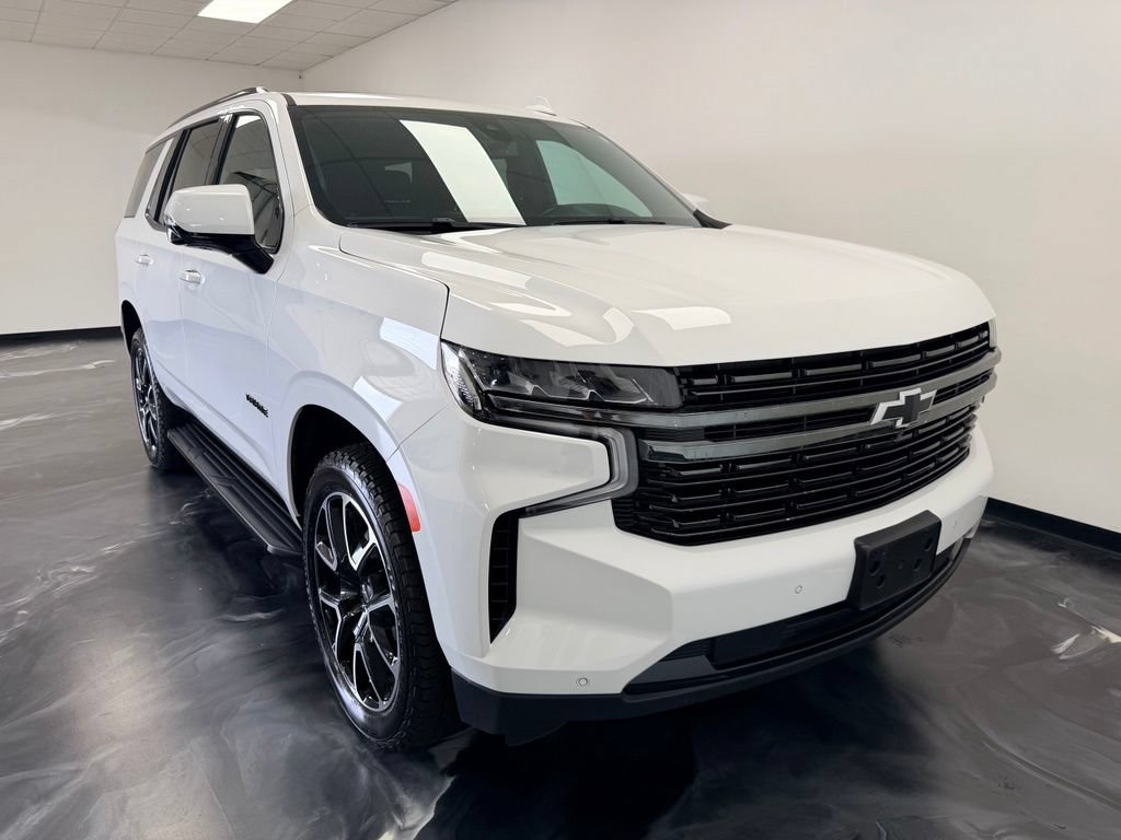 Used 2021 Chevrolet Tahoe RST w/ Luxury Package AWD/4WD image 25