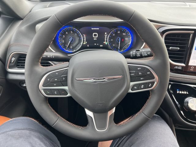 New 2026 Chrysler Pacifica Pinnacle FWD image 26