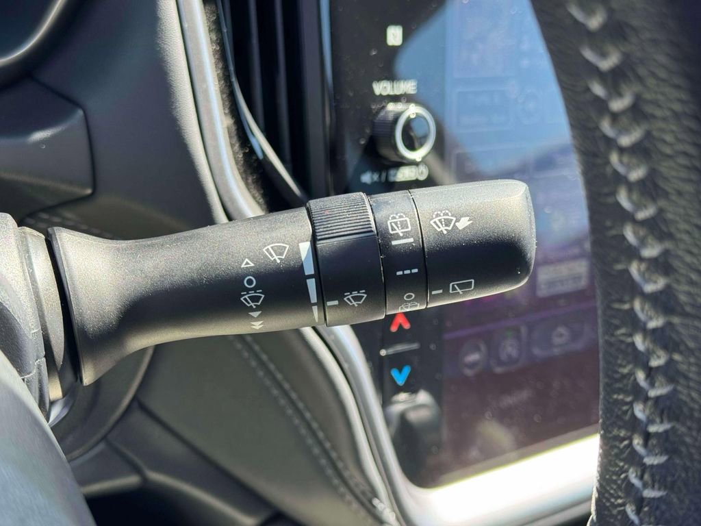 Used 2022 Subaru Outback Limited image 27