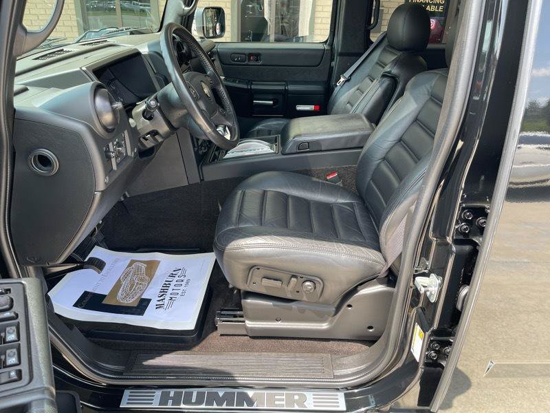 Used 2005 HUMMER H2 w/ Preferred Equipment Group AWD/4WD image 28