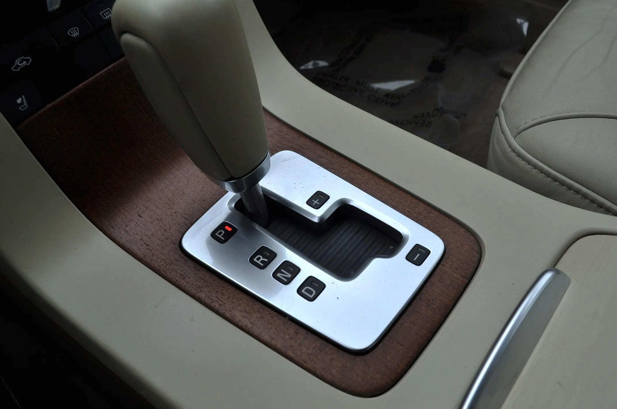 Used 2008 Volvo S80 3.2 image 17