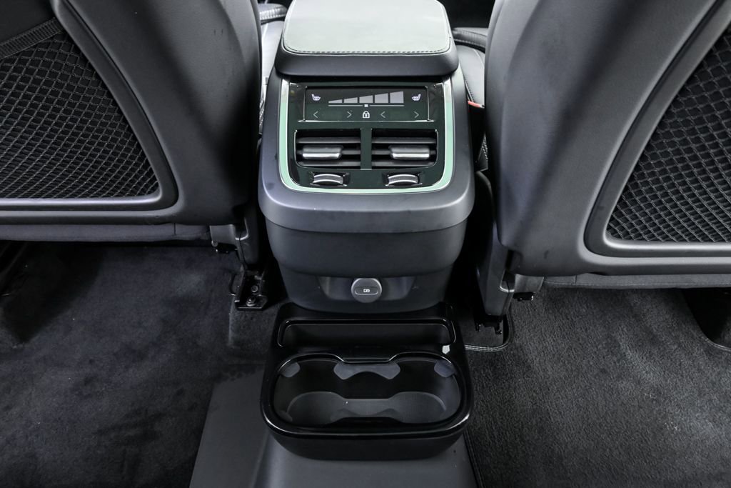 Used 2023 Volvo XC90 B6 Ultimate image 22