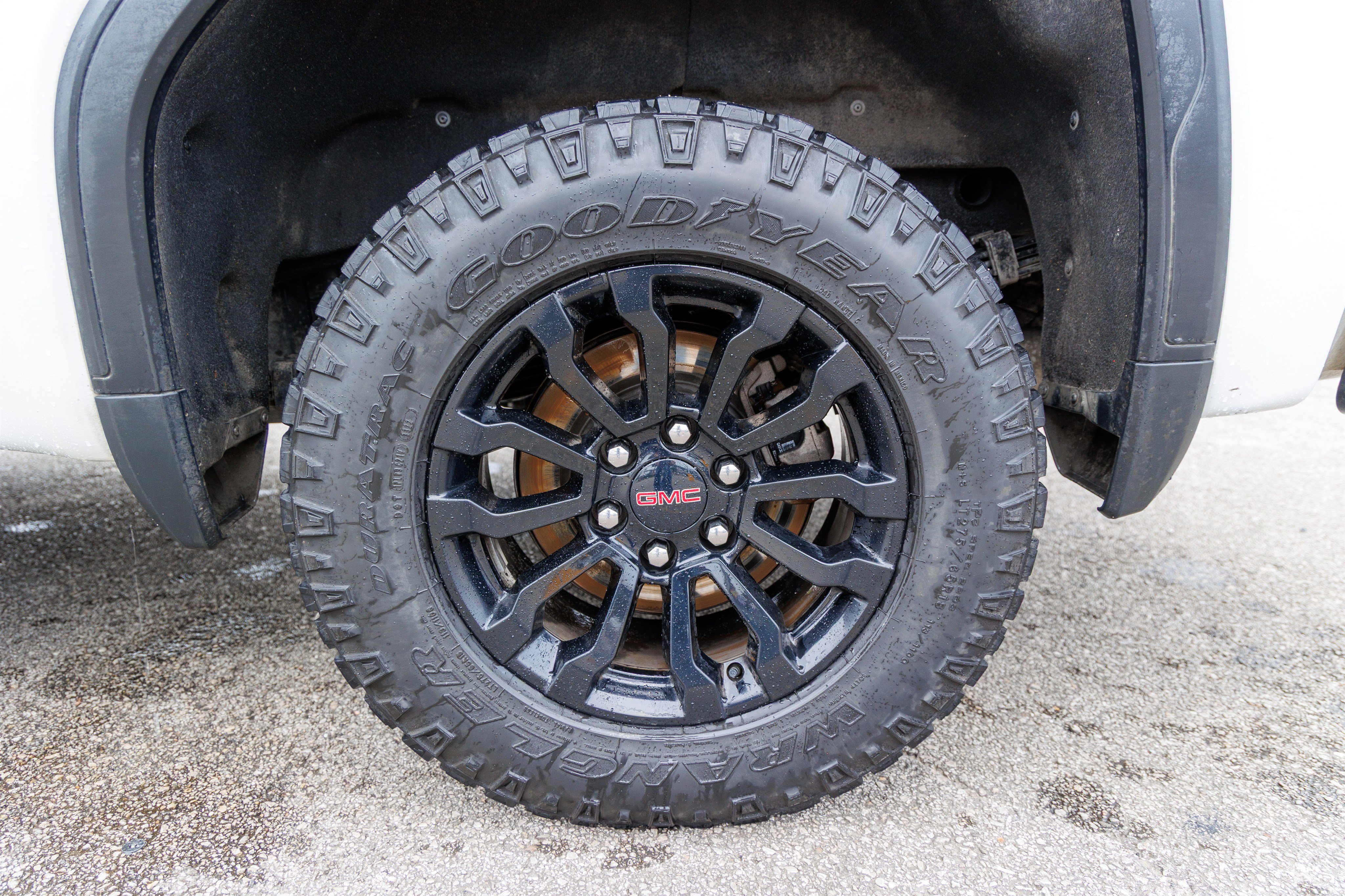 Used 2023 GMC Sierra 1500 AT4X AWD/4WD image 18