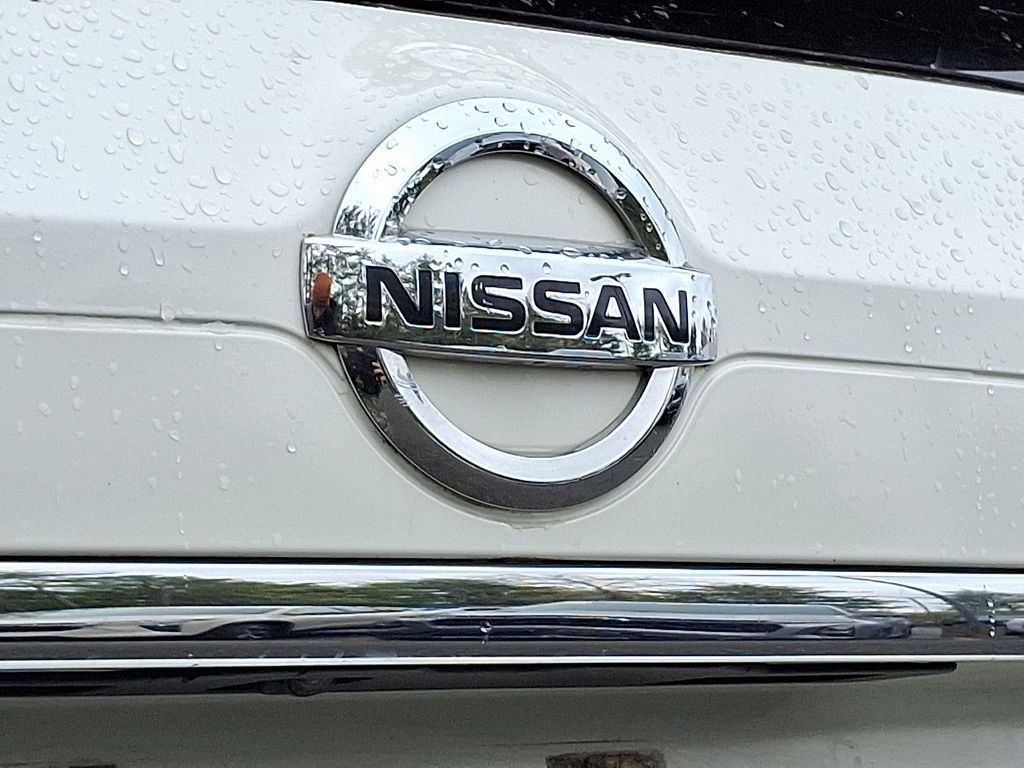 Used 2016 Nissan Rogue SV AWD/4WD image 29