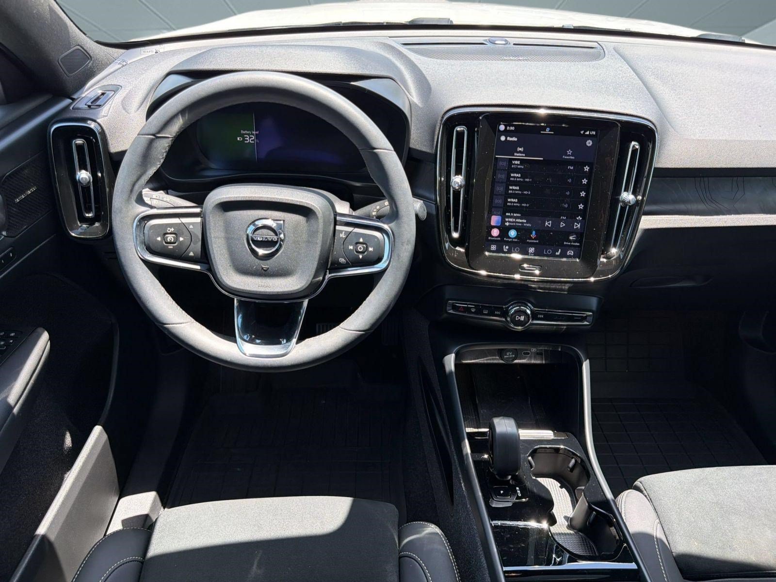 Certified 2024 Volvo C40 P8 Recharge Ultimate w/ Protection Package Premier RWD image 27