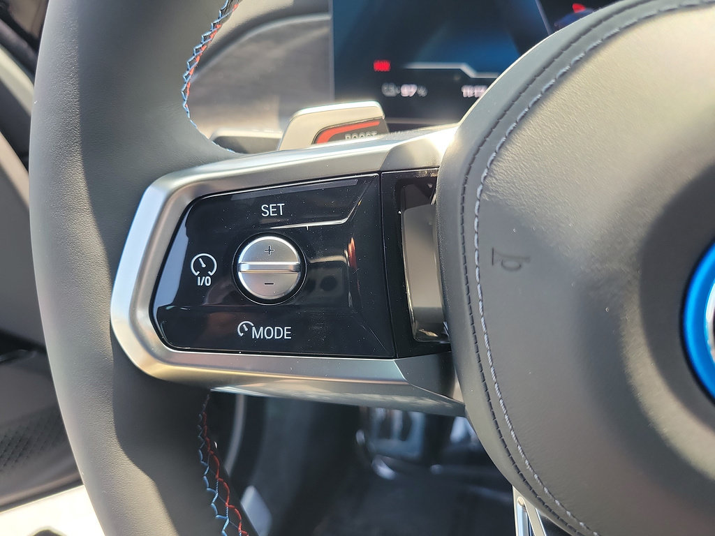 New 2026 BMW i7 M70 w/ Executive Package AWD/4WD image 26