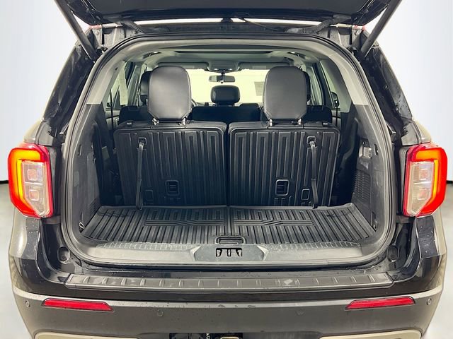 Used 2020 Ford Explorer XLT w/ Equipment Group 202A image 26