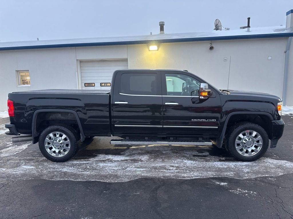 Used 2016 GMC Sierra 2500 Denali w/ Duramax Plus Package image 8