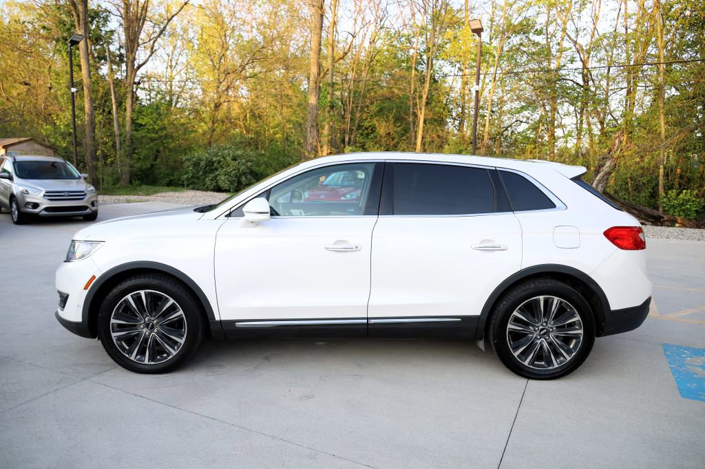 Used 2016 Lincoln MKX Reserve w/ Luxury Package image 4